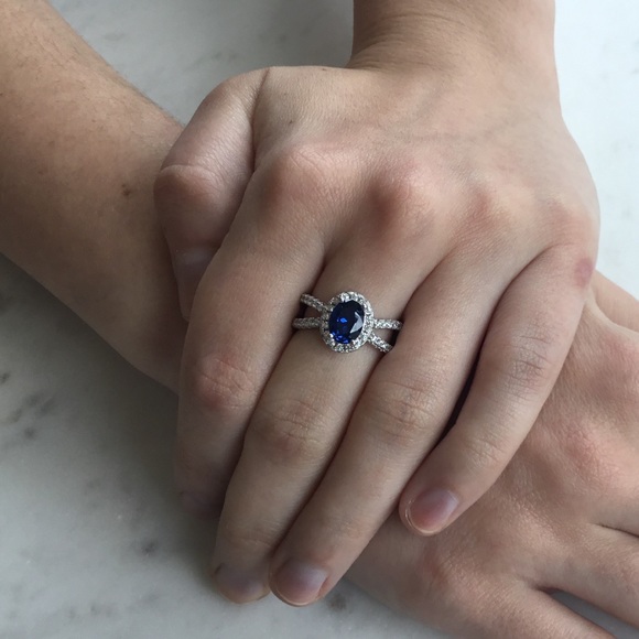 Sale $18 Firm! Sterling Silver Sapphire Cz & ClearCz Ring - Picture 6 of 16
